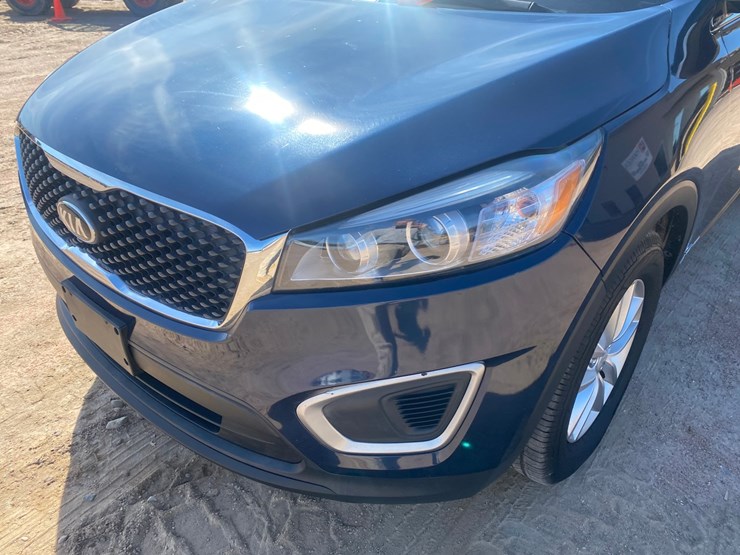 2016-kia-sorento-image-10