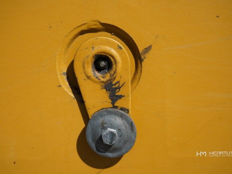 2020-caterpillar-289d3-image-35