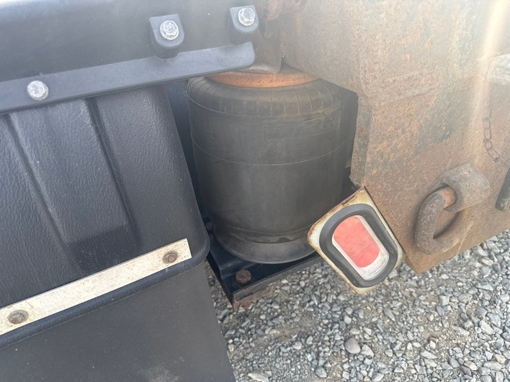 2007-mack-cl733-image-36