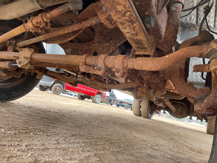 2004-ford-f550-image-29