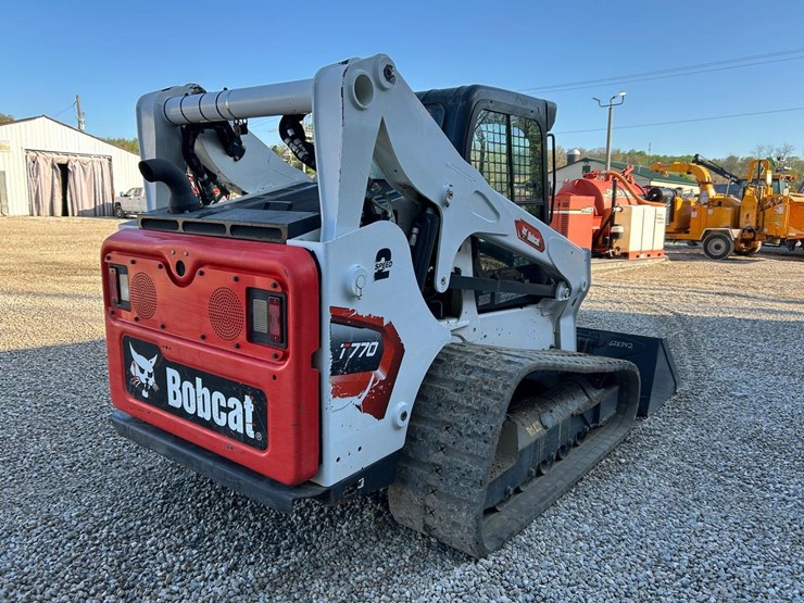 2023-bobcat-t770-image-4