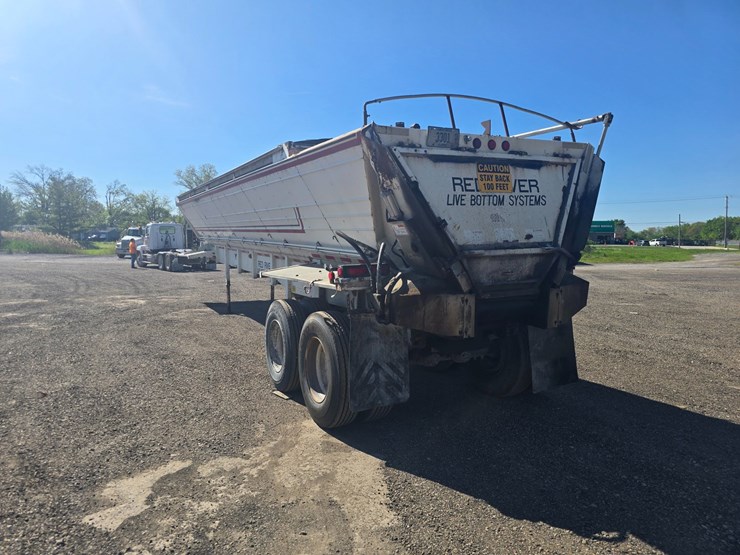 2000-red-river-live-bottom-image-14