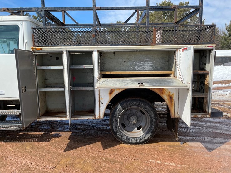 2002-international-4700-image-17