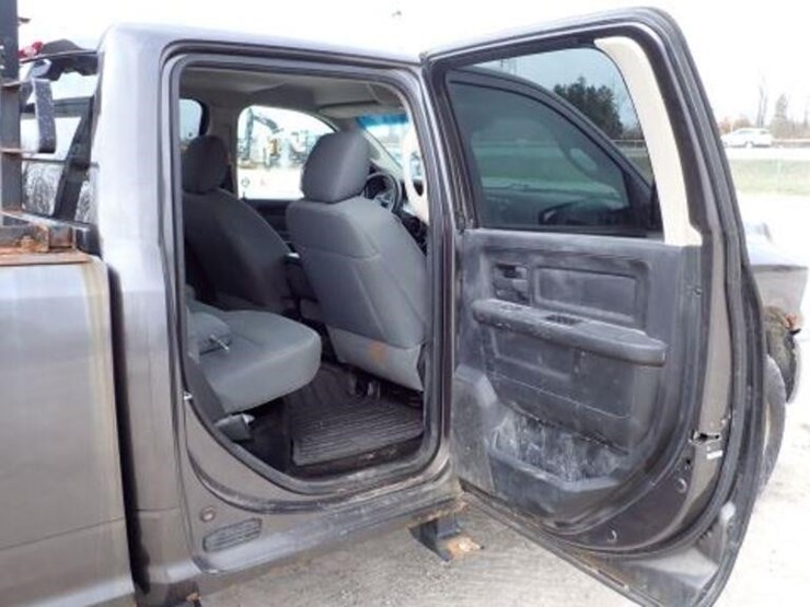 2014-ram-2500-hd-image-36