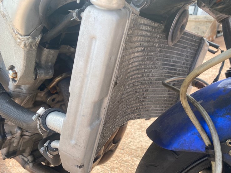 #1303-•-2002-suzuki-gsx-r600-motorcycle-(no-title)-image-8