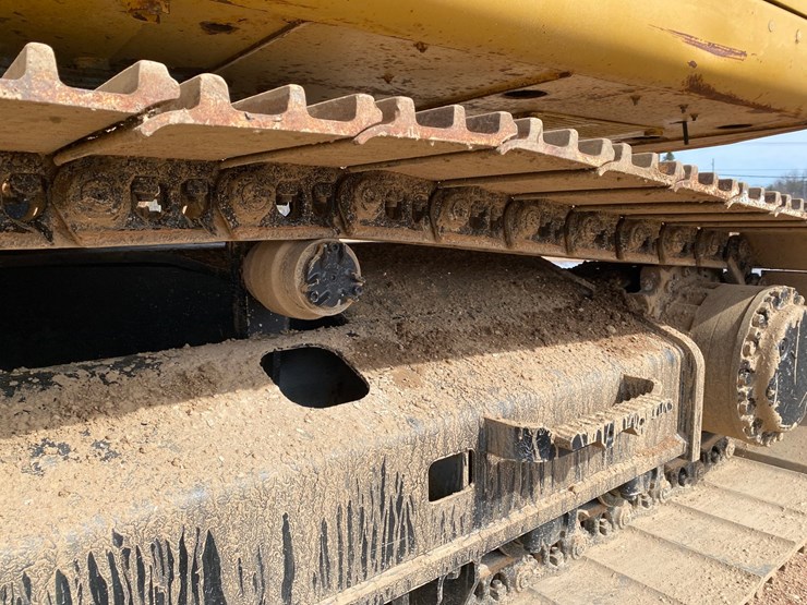 2014-caterpillar-324el-image-24