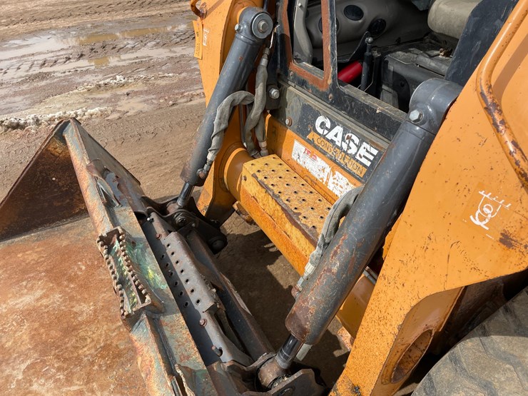 2012-case-tv380-image-11