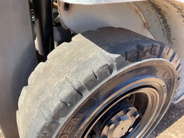 #1134-•-unicarriers-lp-forklift-image-31