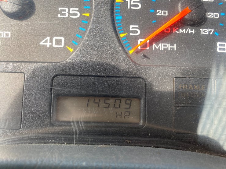 2003-international-7400-image-39