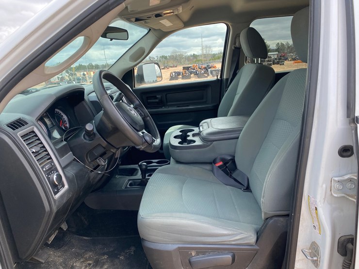 2018-dodge-ram-2500-image-37