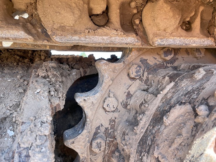 caterpillar-324e-image-38