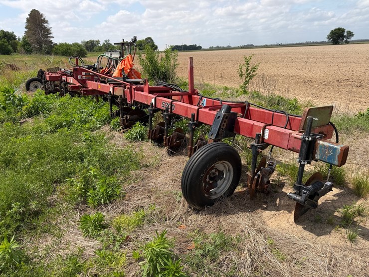 case-ih-5300-image-1