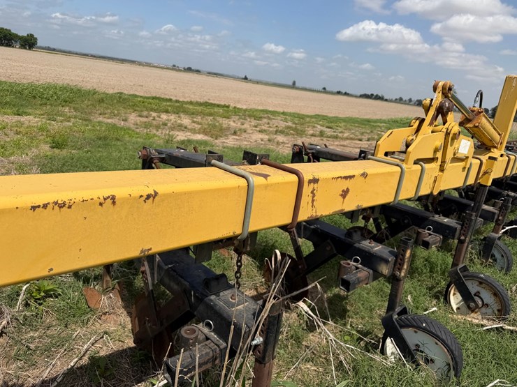 2000-landoll-2000-image-42