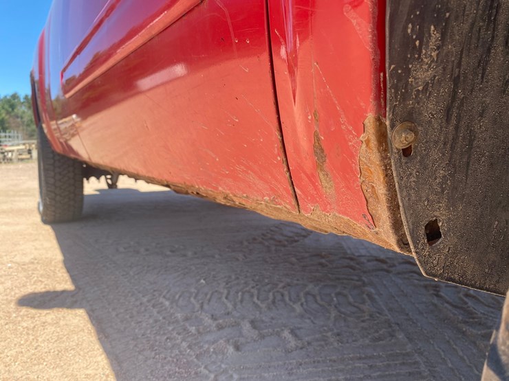 2012-chevrolet-silverado-1500-image-19