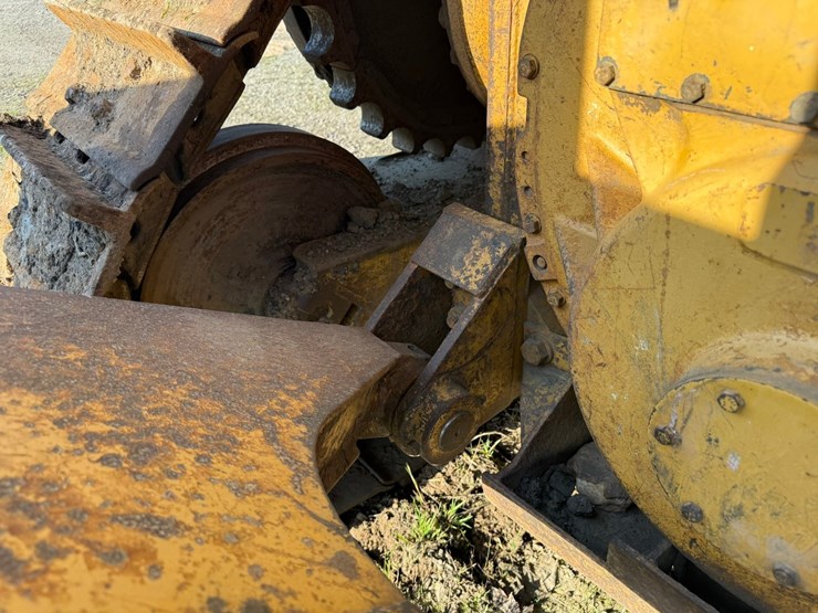 1998-caterpillar-d6r-xl-image-40