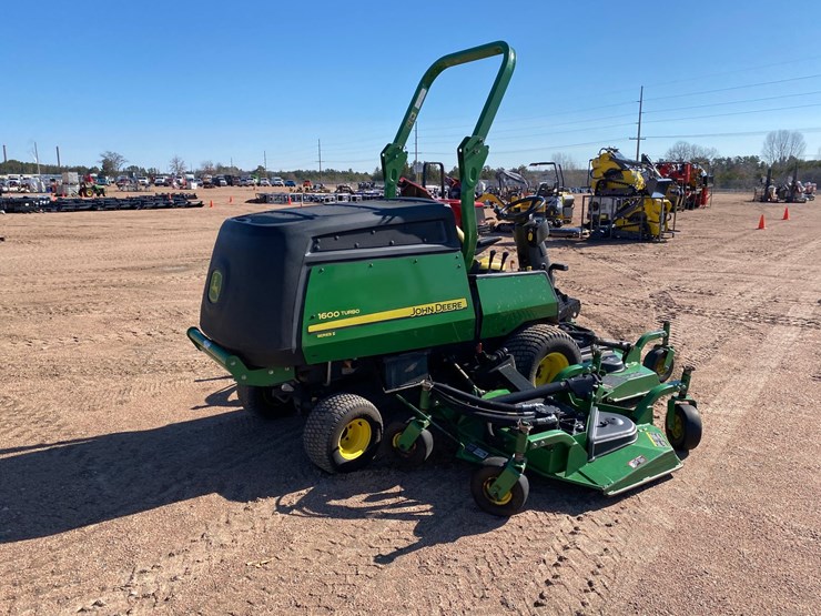 2014-john-deere-1600t-image-6
