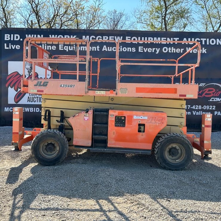 JLG 4394RT