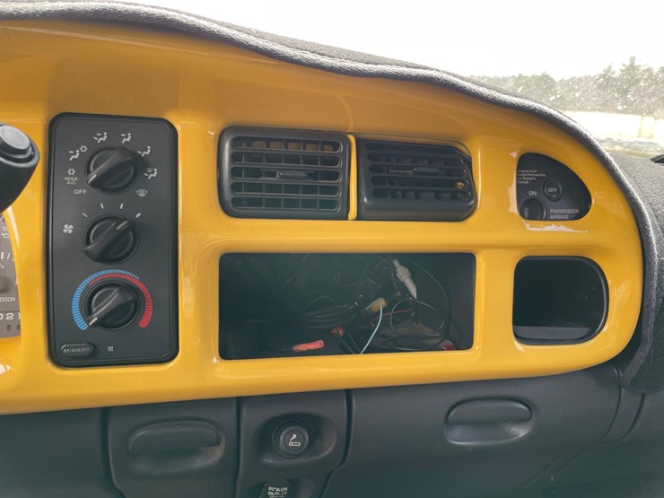 1999-dodge-ram-1500-image-31