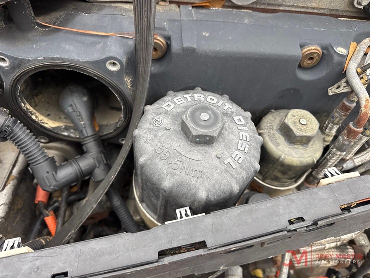 detroit-dd15-diesel-engine-image-5