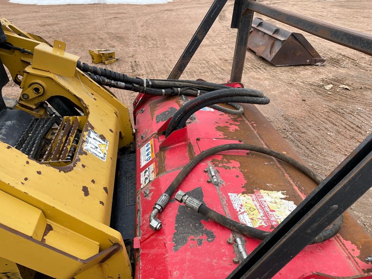 2019-caterpillar-299d2-xhp-image-12