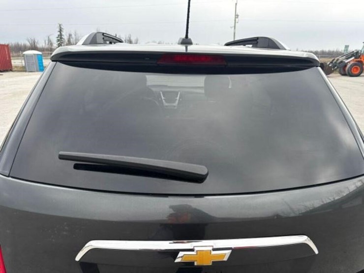 2017-chevrolet-equinox-image-80