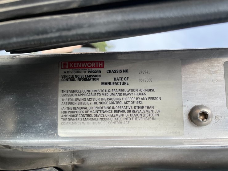 2009-kenworth-w900-image-77