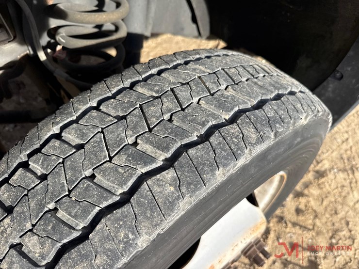 2016-ford-f550-xl-image-6