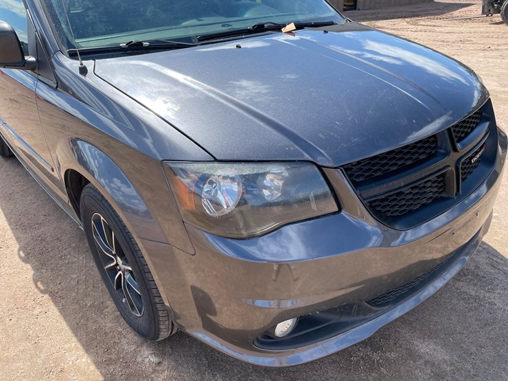 2017-dodge-grand-caravan-image-9