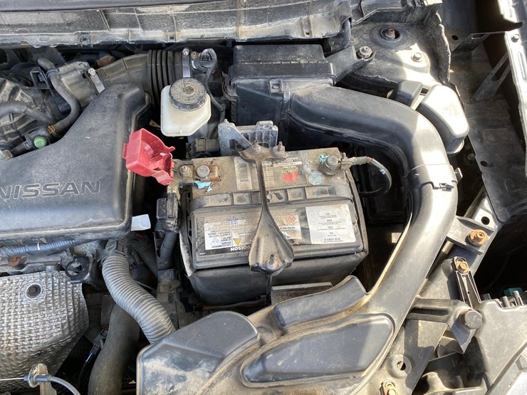 2016-nissan-rogue-image-40