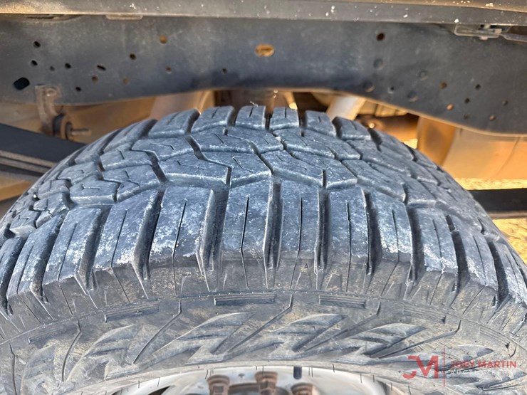 2015-ford-f250-xl-image-11