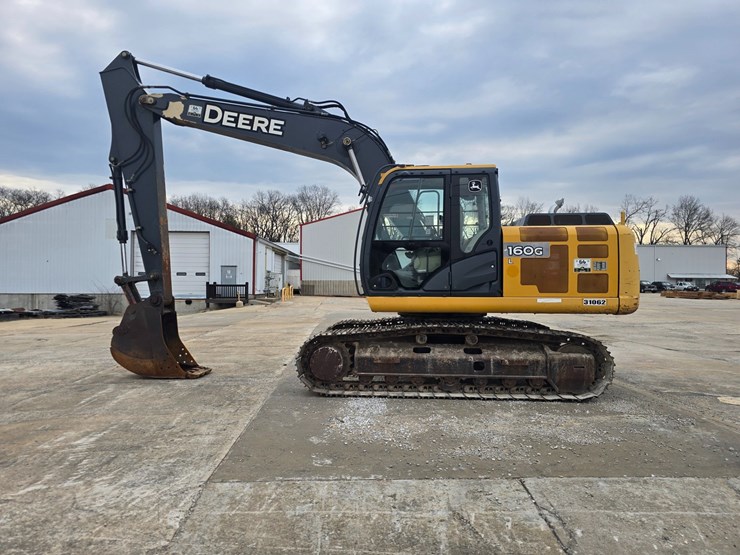 2014-deere-160g-lc-image-5