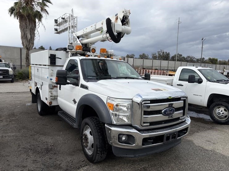 2016-ford-f550-image-2
