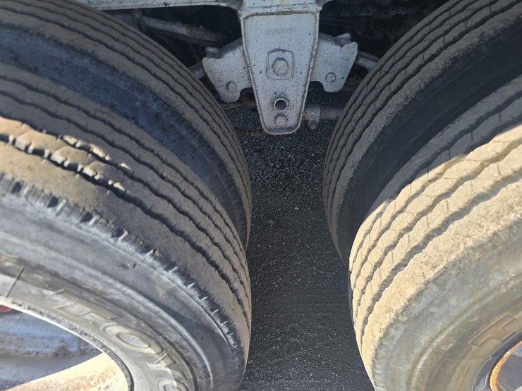 2000-red-river-live-bottom-image-64