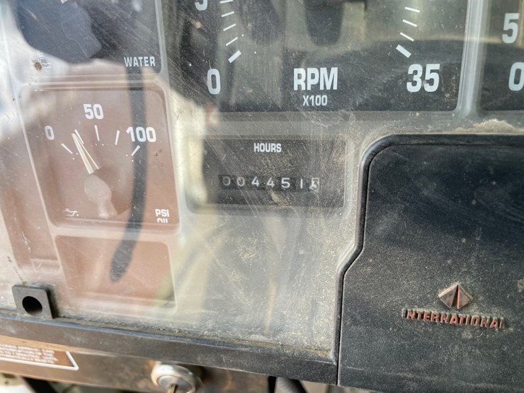 2002-international-4700-image-37