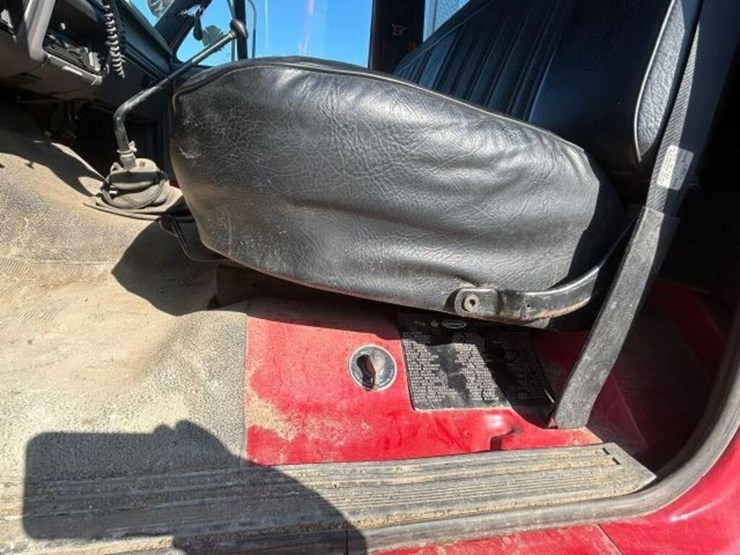 1996-ford-f700-image-23