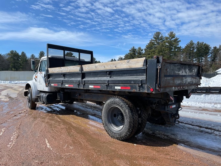 1990-international-4900-image-3