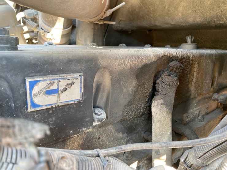 1993-international-8100-image-34