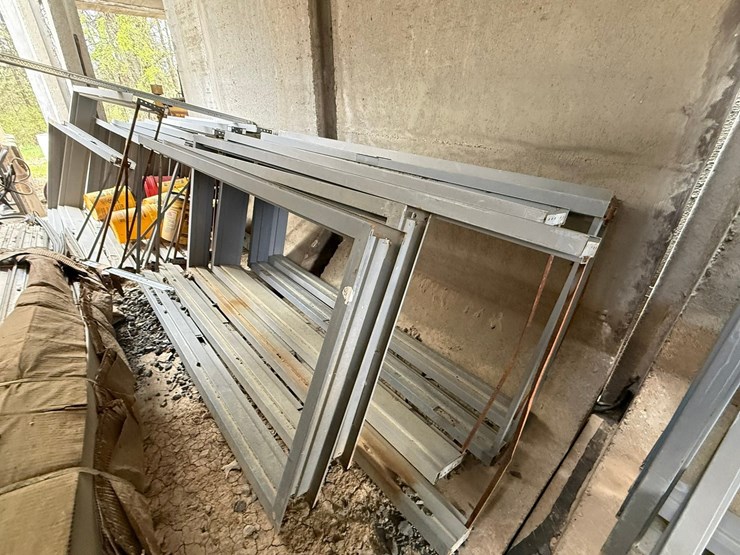 #41747-•-lot-of-(16)-3'x6'8"-(2)-4'x6'8"-door-frames-image-8