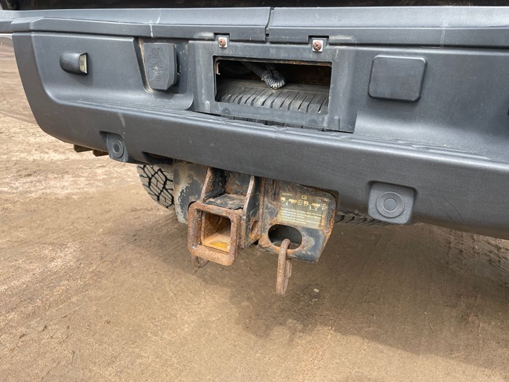 2013-chevrolet-silverado-2500hd-image-22