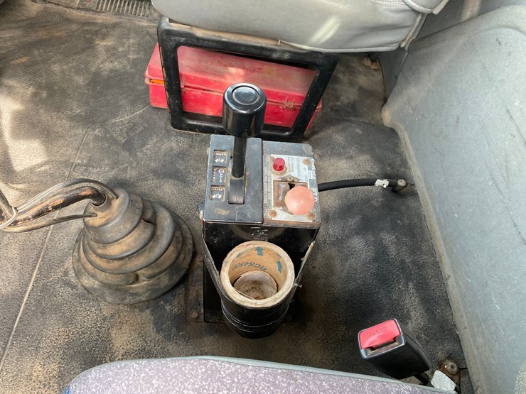 2003-international-7400-image-43