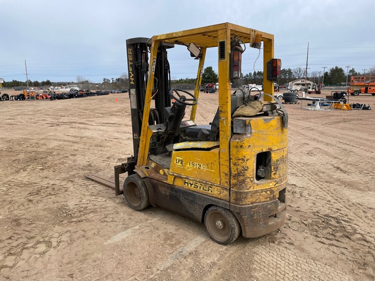 #1145-•-hyster-lp-forklift-image-3