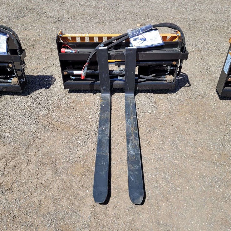 Wolverine PFA-11-3300G Pallet Fork Hydraulic Adjustable