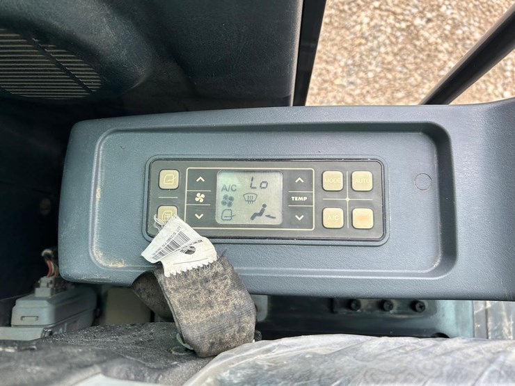 2019-case-cx57c-image-28