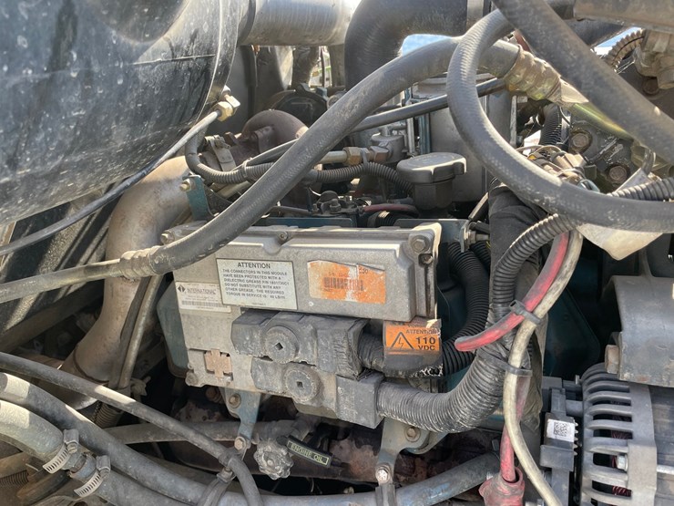 2000-international-4700-image-43