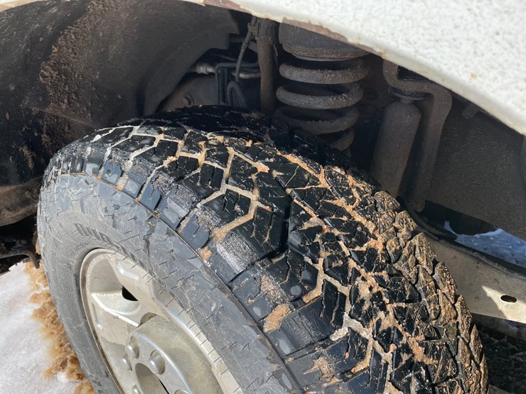 2011-ford-f350-image-33