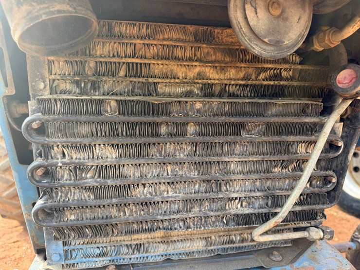 1990-ford-6610-image-33