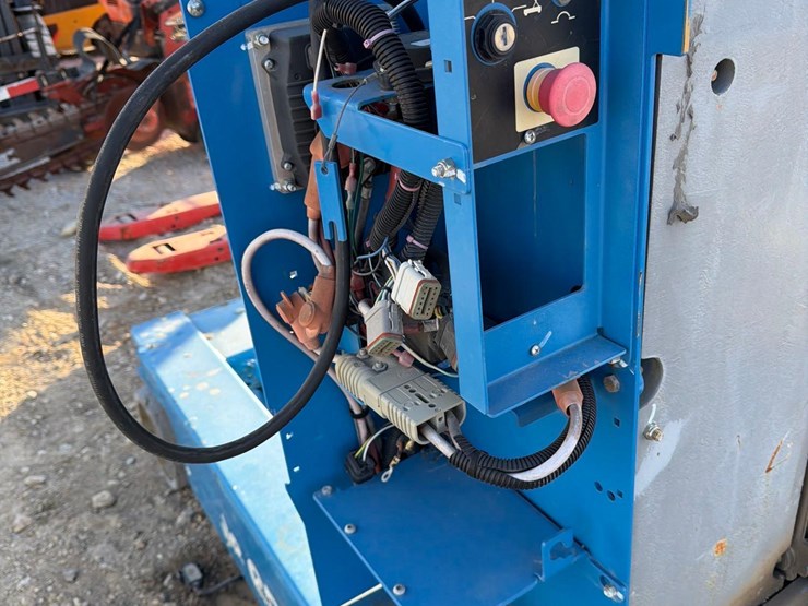 2013-genie-gr20-image-14