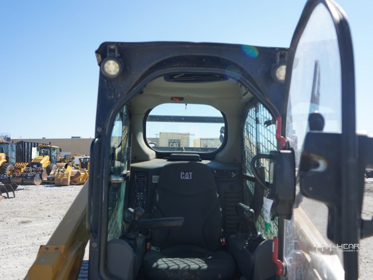 2020-caterpillar-289d3-image-8