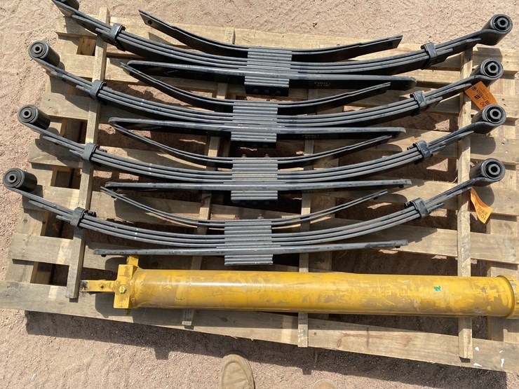 dodge-ram-3500-image-2