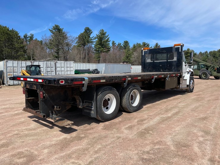 2016-international-durastar-4400-image-7